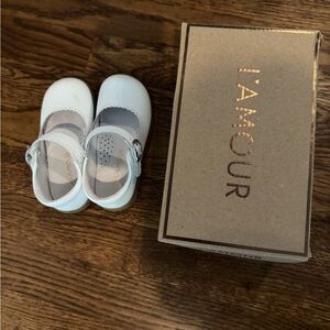 Lamour White Mary Jane’s size 8